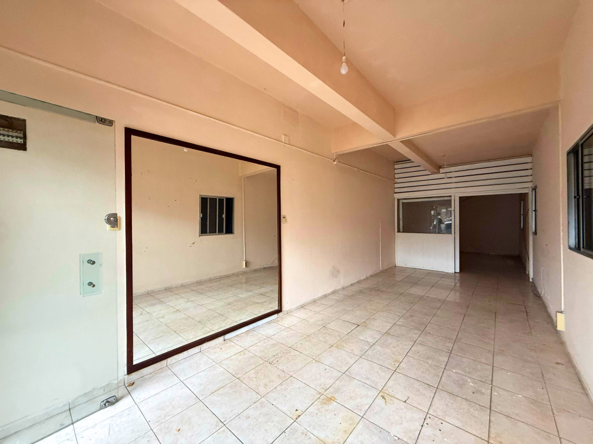 Local Comercial ID.73 - Local Comercial en Alquiler | Frente a Avenida Artigas