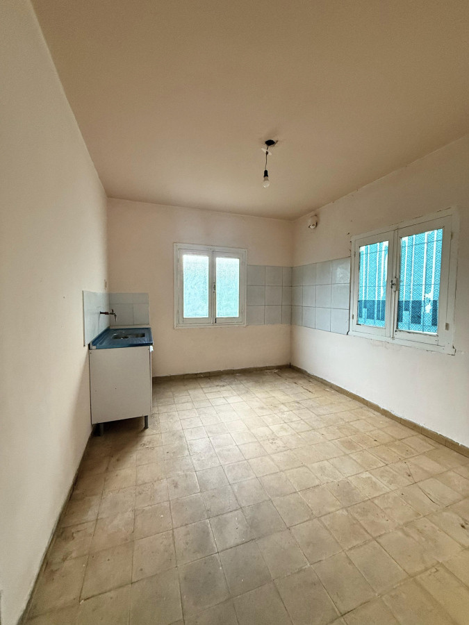 Local Comercial ID.73 - Local Comercial en Alquiler | Frente a Avenida Artigas