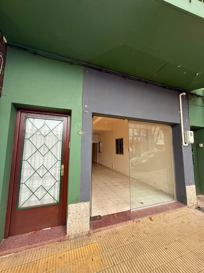Local Comercial ID.73 - Local Comercial en Alquiler | Frente a Avenida Artigas