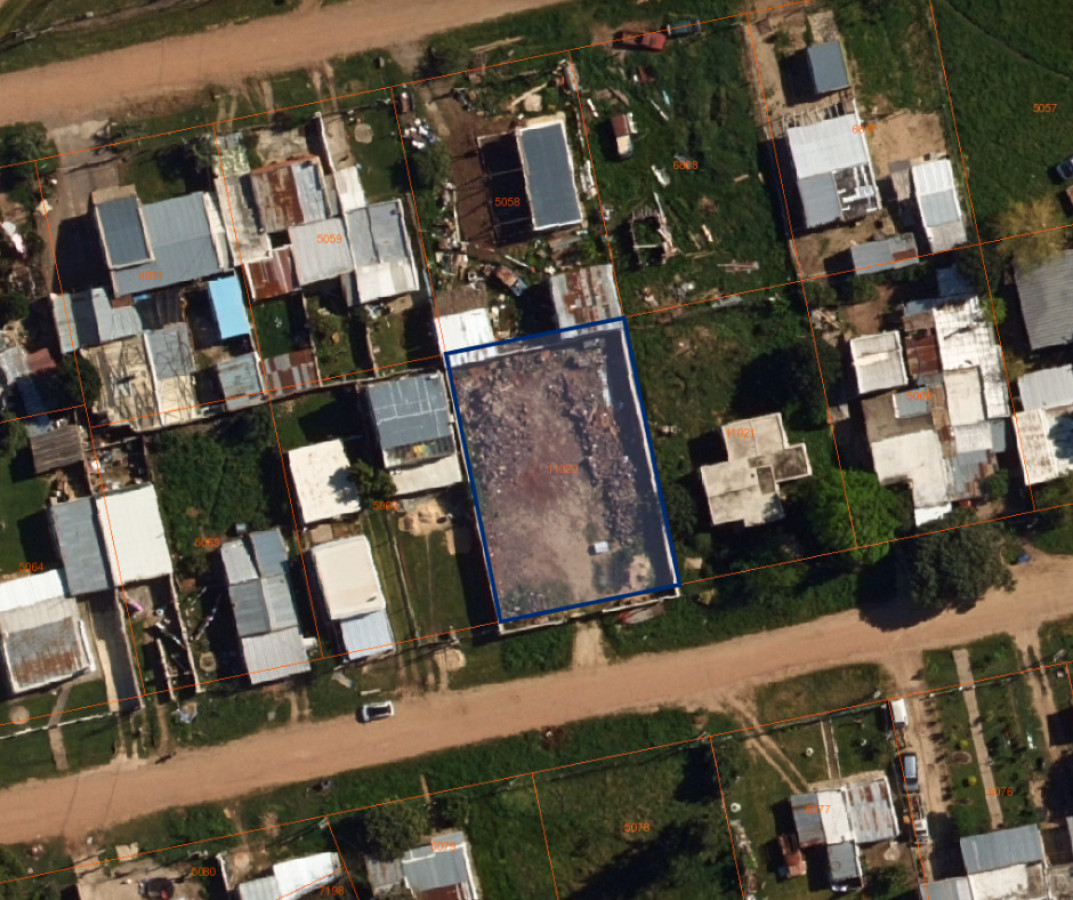 Terreno ID.176 - TERRENO EN VENTA - CALLE ESPINILLO