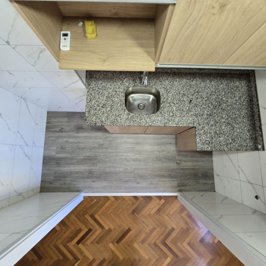 Apartamento ID.164 - Alquiler apartamento en Centro 1 dormitorio con hermosa vista y cochera por orden de llegada.