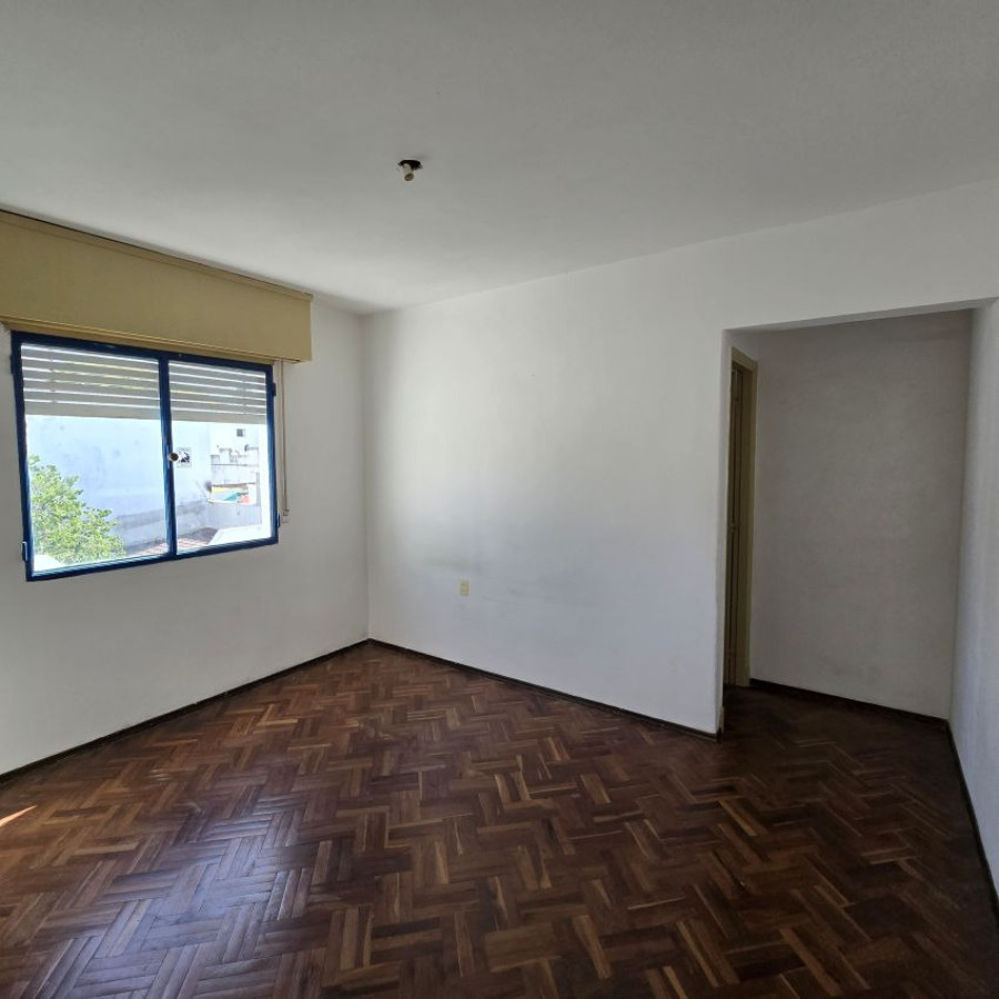Apartamento ID.166 - Alquiler apartamento Barrio Sur 1 dormitorio con bajos gastos comunes.