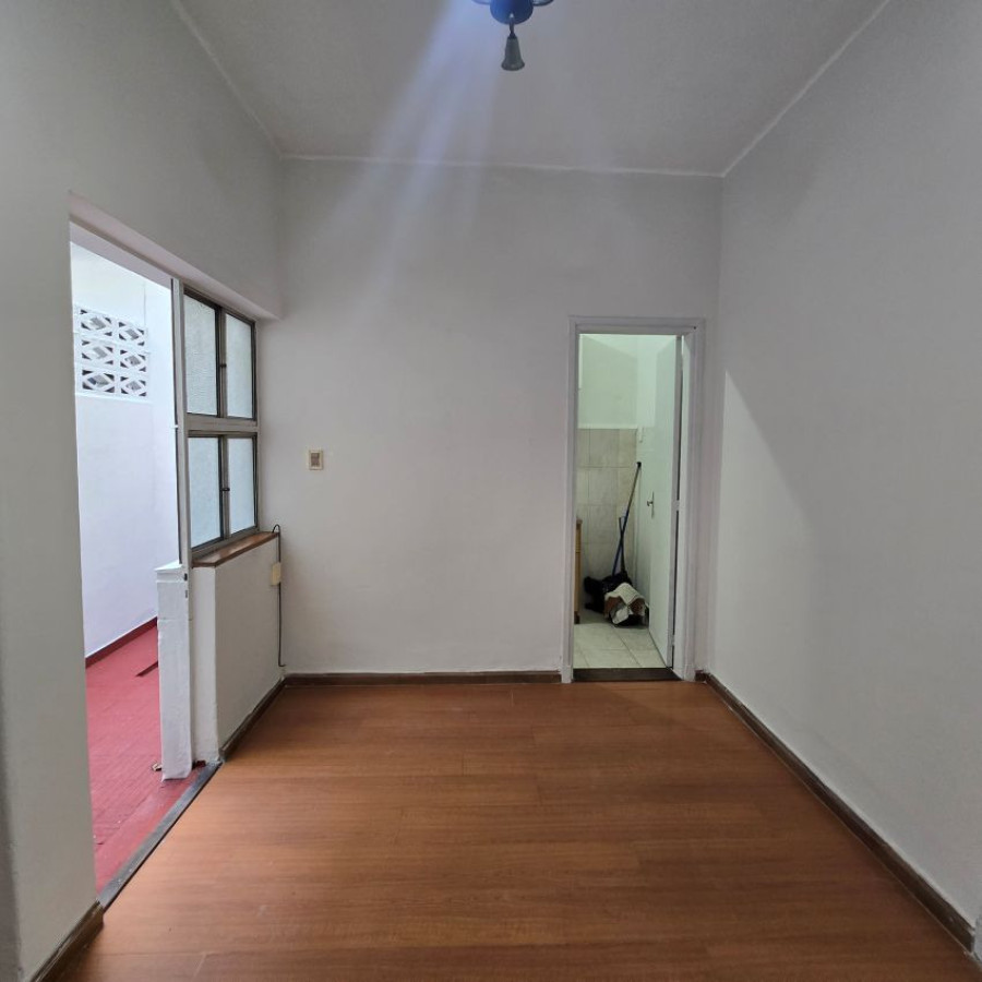 Apartamento ID.235 - Alquiler apartamento Centro 1 dormitorio y patio
