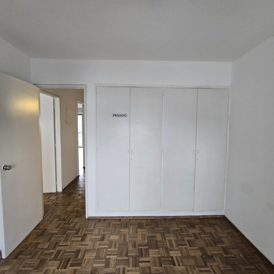 Apartamento ID.222 - Venta apartamento, 3 dormitorios, 2 baños, Cordon.