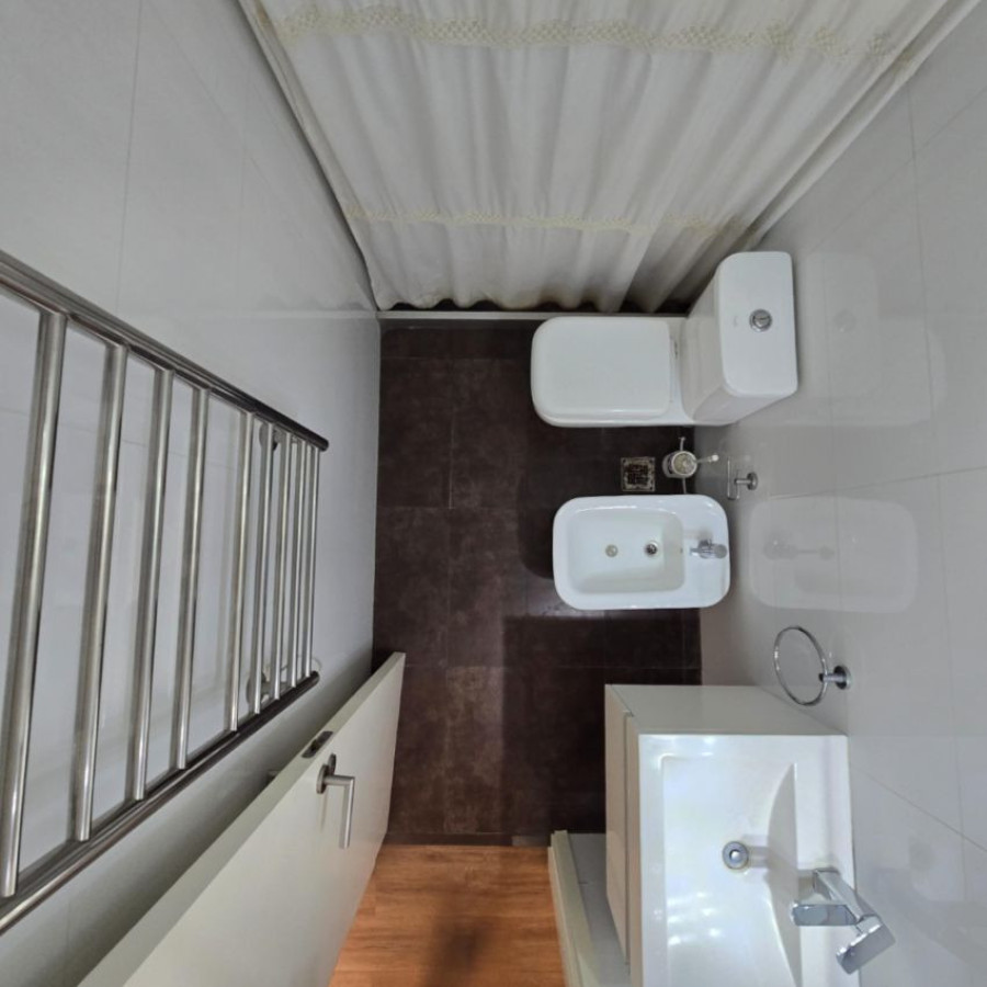 Apartamento ID.162 - Alquiler apartamento en Punta Carretas 1 dormitorio con acceso a parrilleros.