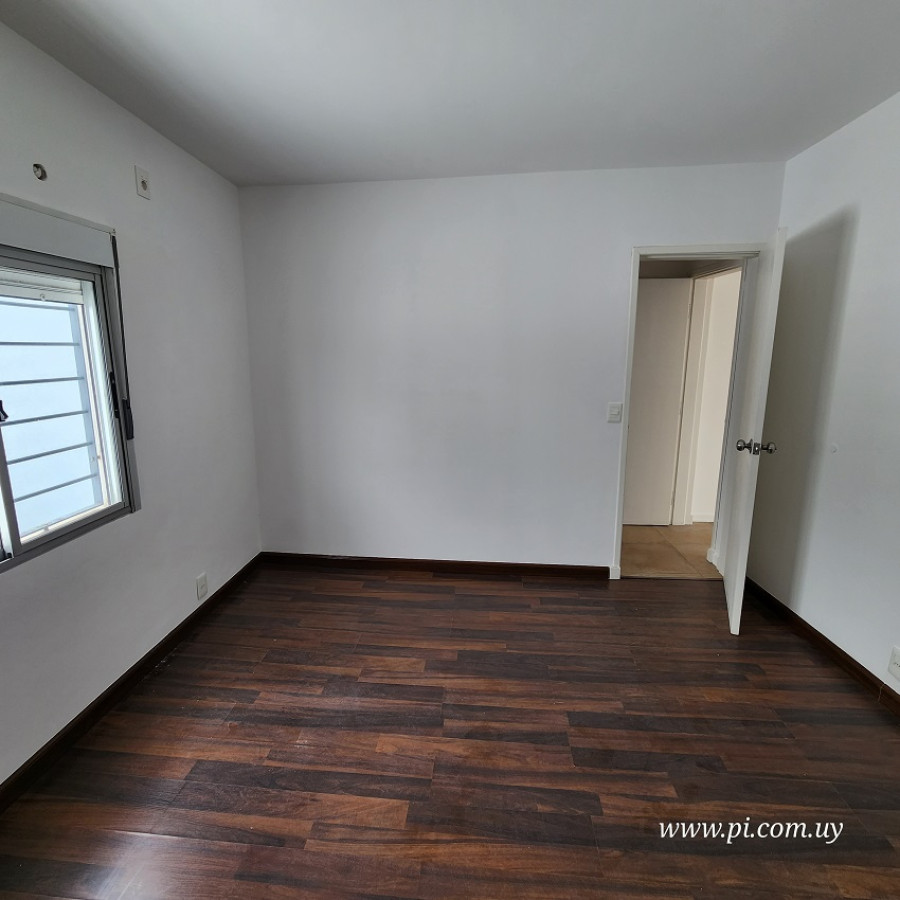 Apartamento ID.52 - Alquiler apartamento de 2 o 3 dormitorios con barbacoa.