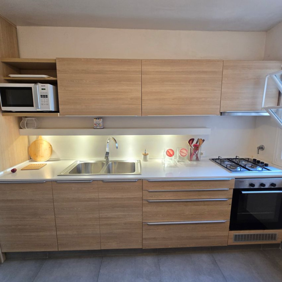 Apartamento ID.170 - Alquiler penthouse en Pocitos 2 dormitorio con garaje y amoblado.