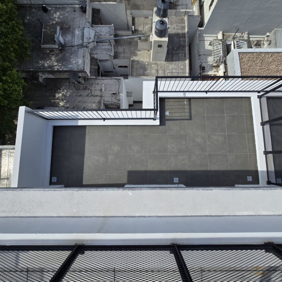 Apartamento ID.169 - Alquiler apartamento penthouse Centro 2 dormitorios a estrenar con opción a arrendar hasta 2 garajes.