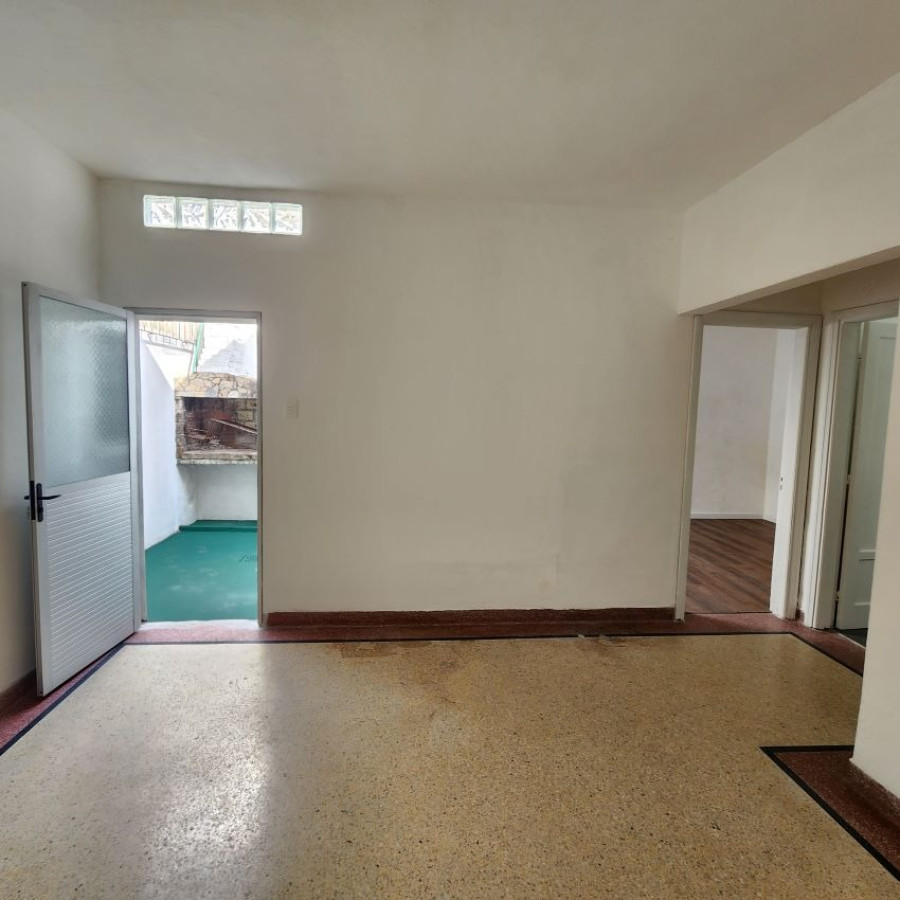 Apartamento ID.1 - Venta Apartamento Ideal Inversión En Unión 1 Dormitorio, Patio Y Bajos Gastos Comunes.