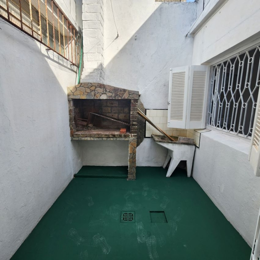 Apartamento ID.1 - Venta Apartamento Ideal Inversión En Unión 1 Dormitorio, Patio Y Bajos Gastos Comunes.