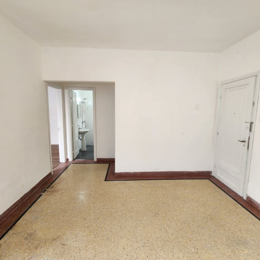 Apartamento ID.1 - Venta Apartamento Ideal Inversión En Unión 1 Dormitorio, Patio Y Bajos Gastos Comunes.