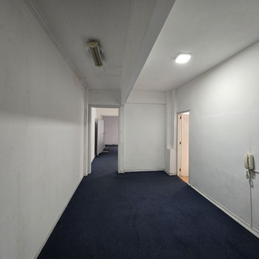 Apartamento ID.195 - Alquiler apartamento Ciudad Vieja 96 mt2, 2 dormitorios.