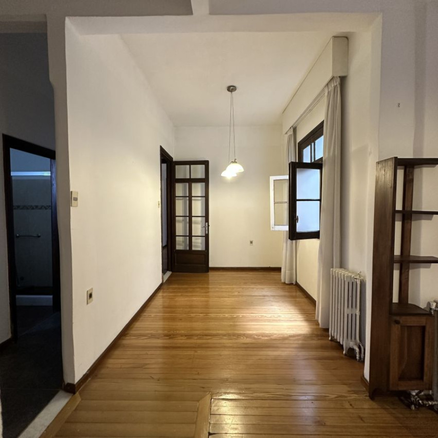 Apartamento ID.51 - Alquiler apartamento en Barrio Sur 2 dormitorios, 2 baños, vestidor y calefacción central.
