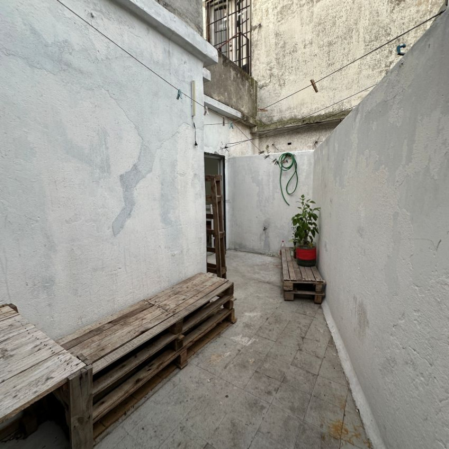 Apartamento ID.69 - Alquiler apartamento 2 dormitorios en La Teja con patio exclusivo.