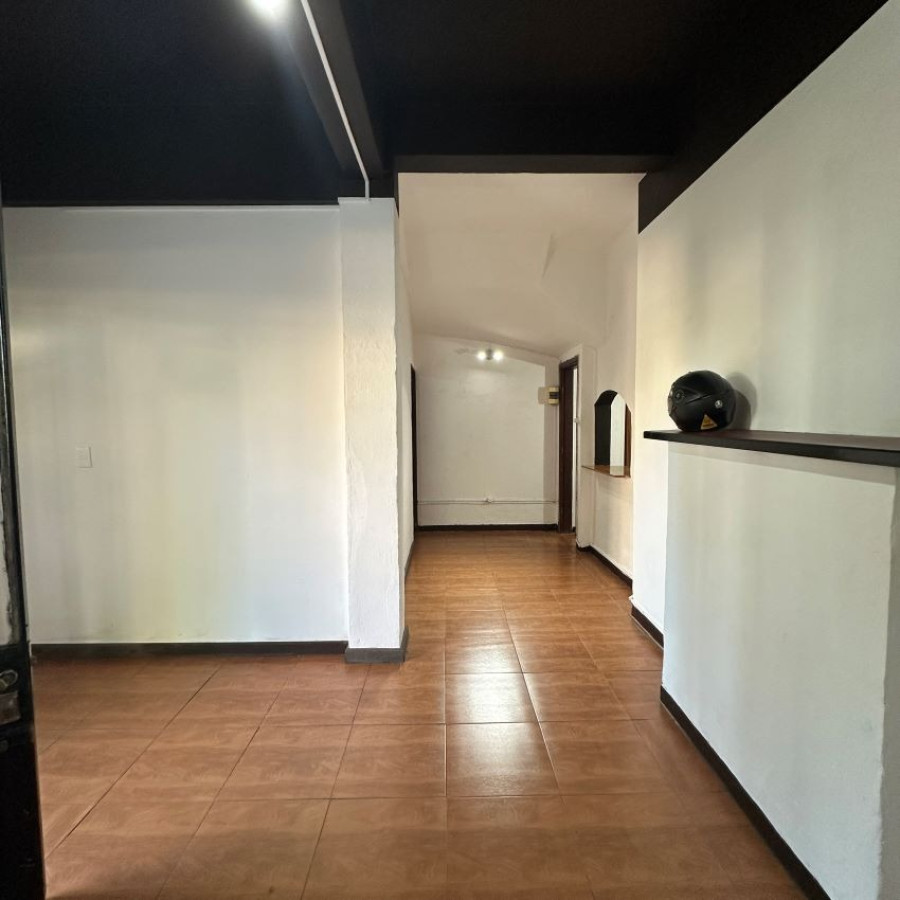 Apartamento ID.20 - Venta Ideal Inversor Con Renta Apartamento En Barrio Sur 1 Dormitorio Sin Gastos Comunes.