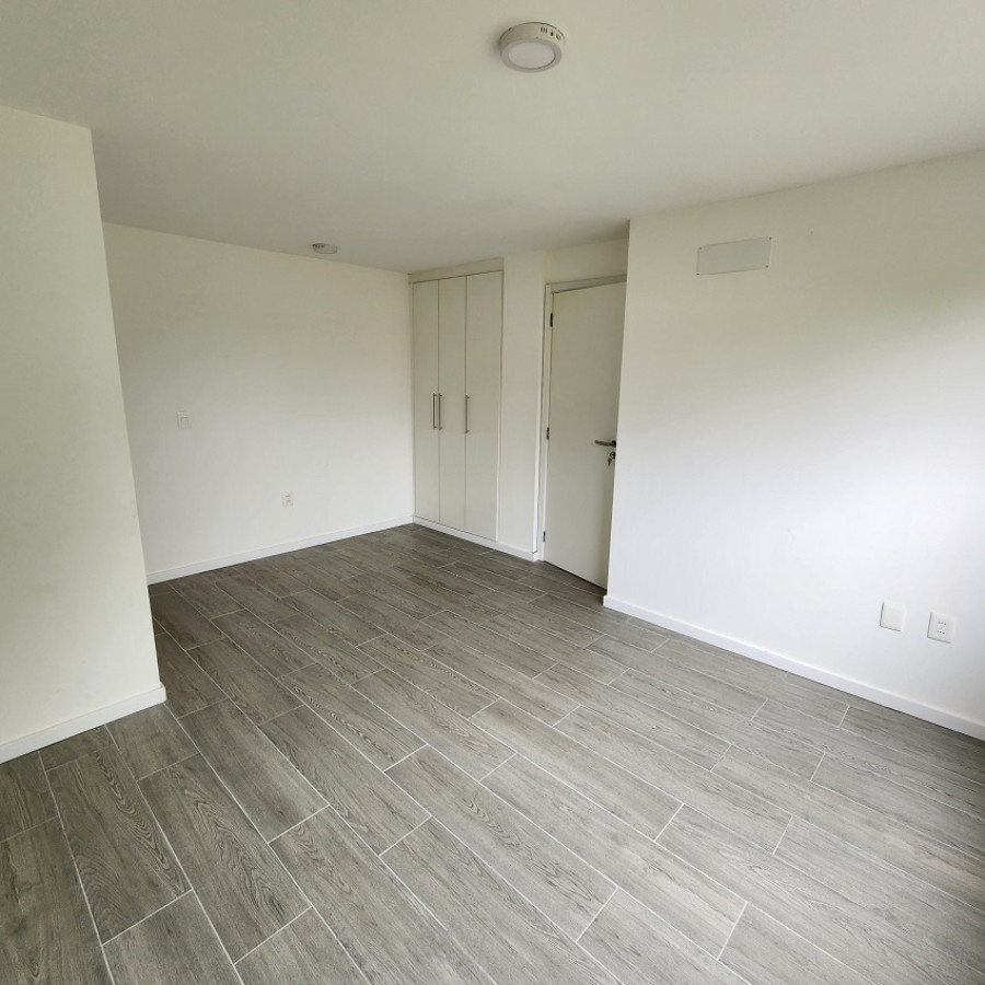 Apartamento ID.70 - Alquiler apartamento en Brazo Oriental 2 dormitorios y parrillero.