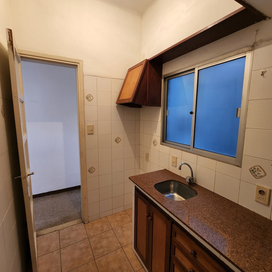 Apartamento ID.112 - Alquiler apartamento en Brazo Oriental 2 dormitorios con estufa a leña.