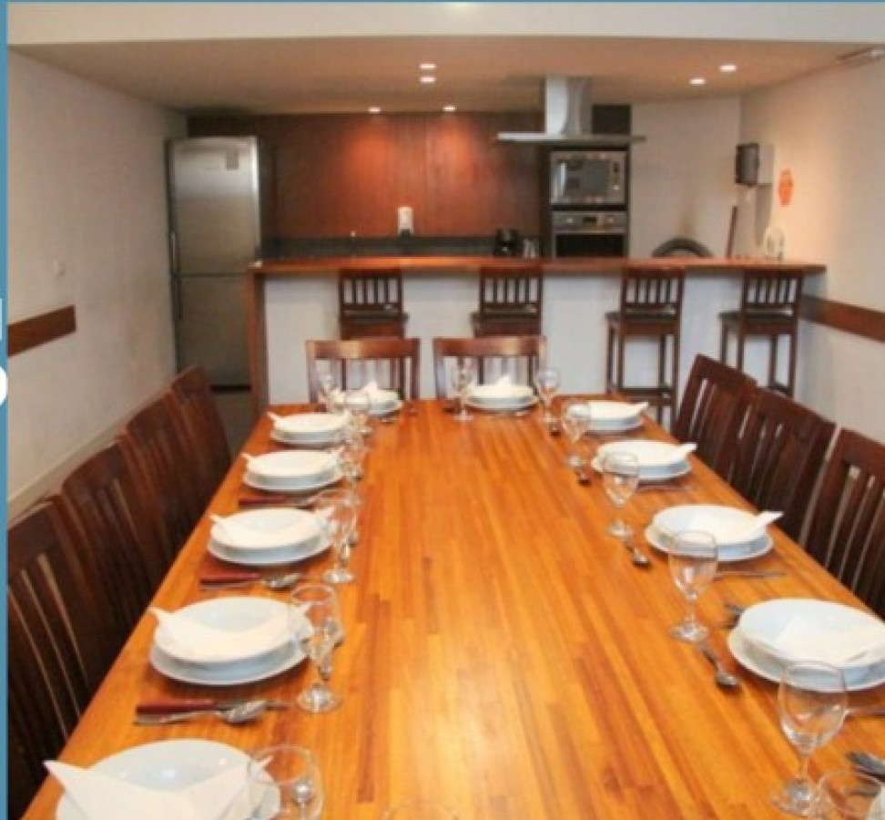Apartamento ID.73 - Alquiler Exclusivo apartamento amueblado en Buceo 1 dormitorio piso 12 opción garaje en edificio Diamantis Plaza.