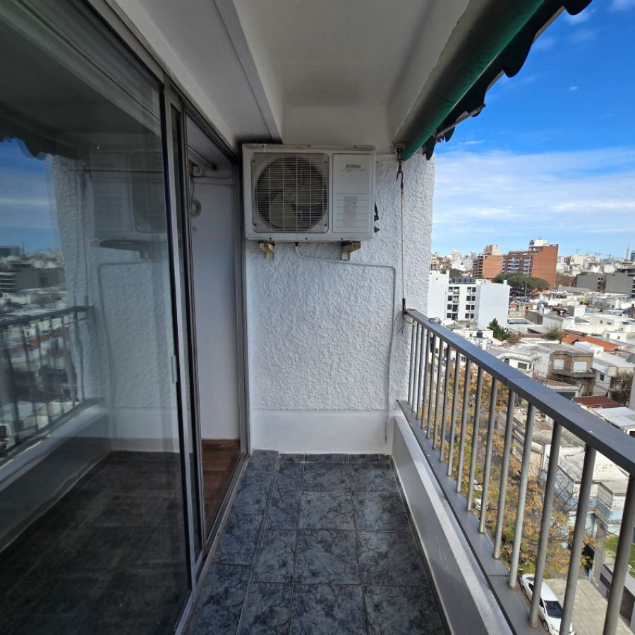 Apartamento ID.190 - Venta apartamento, 1 dormitorio con cochera, Tres Cruces