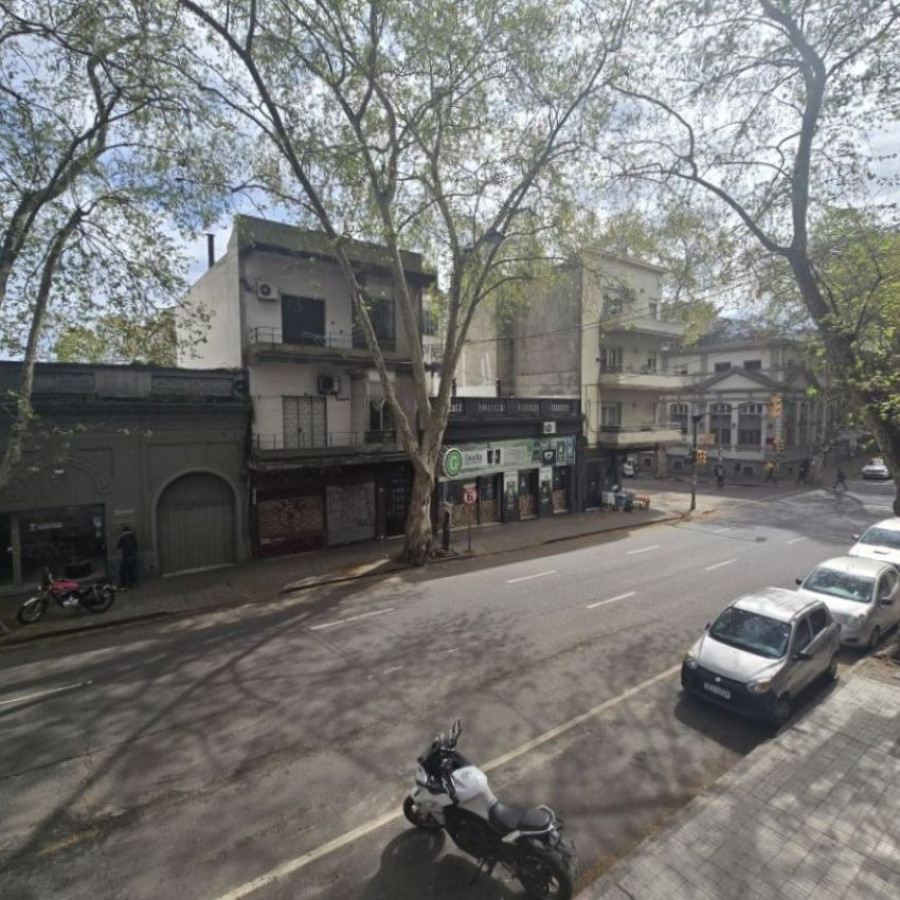 Apartamento ID.249 - Venta apartamento, un dormitorio y patio, Cordón.