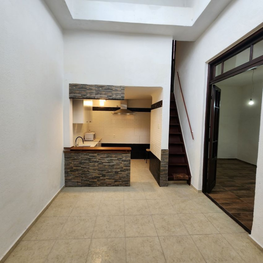 Apartamento ID.23 - Venta Apartamento La Blanqueada Reciclado 2 Dormitorios, Escritorio Y Altillo Sin Gastos Comunes. Financiado, Entrega Más Cuotas.