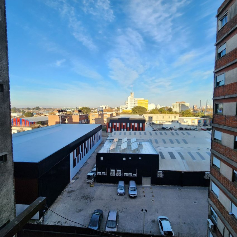Apartamento ID.27 - Venta Apartamento Nuevocentro Shopping, 3 Dormitorios.