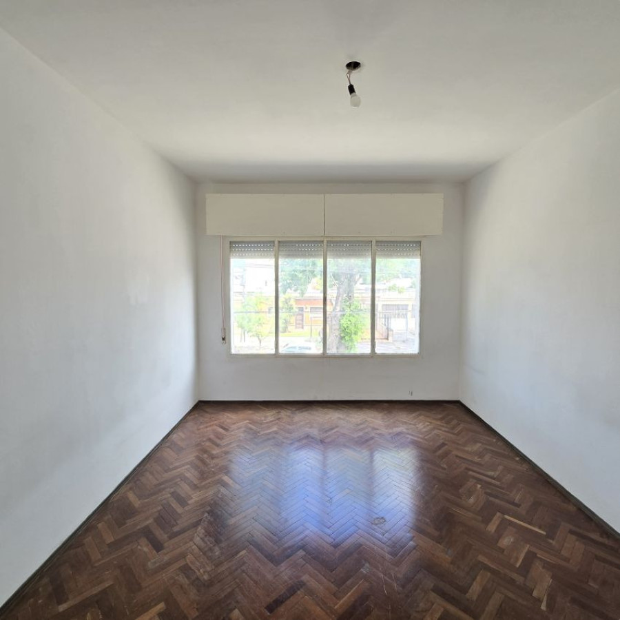 Apartamento ID.127 - Alquiler apartamento en Perez Castellano 2 dormitorios y terraza.