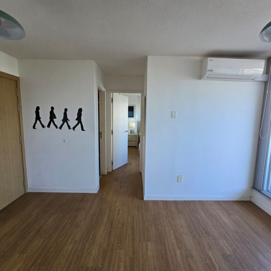 Apartamento ID.121 - Venta apartamento Malvin 1 dormitorio y garaje.