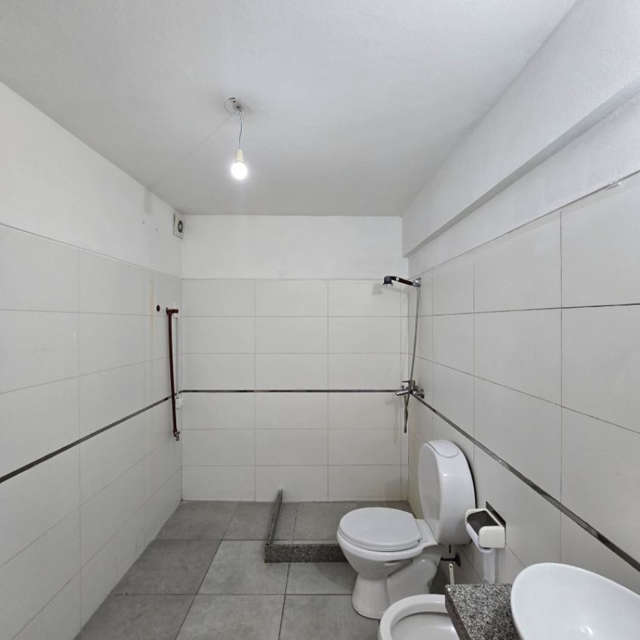 Apartamento ID.132 - Venta apartamento Buceo 1 dormitorio con garaje y bajos gastos comunes.