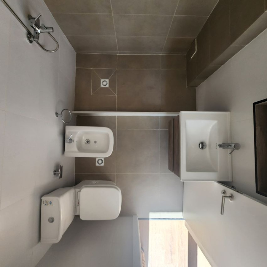 Apartamento ID.32 - Venta Apartamento Cordón Sur Con Renta, 1 Dormitorio A Estrenar.