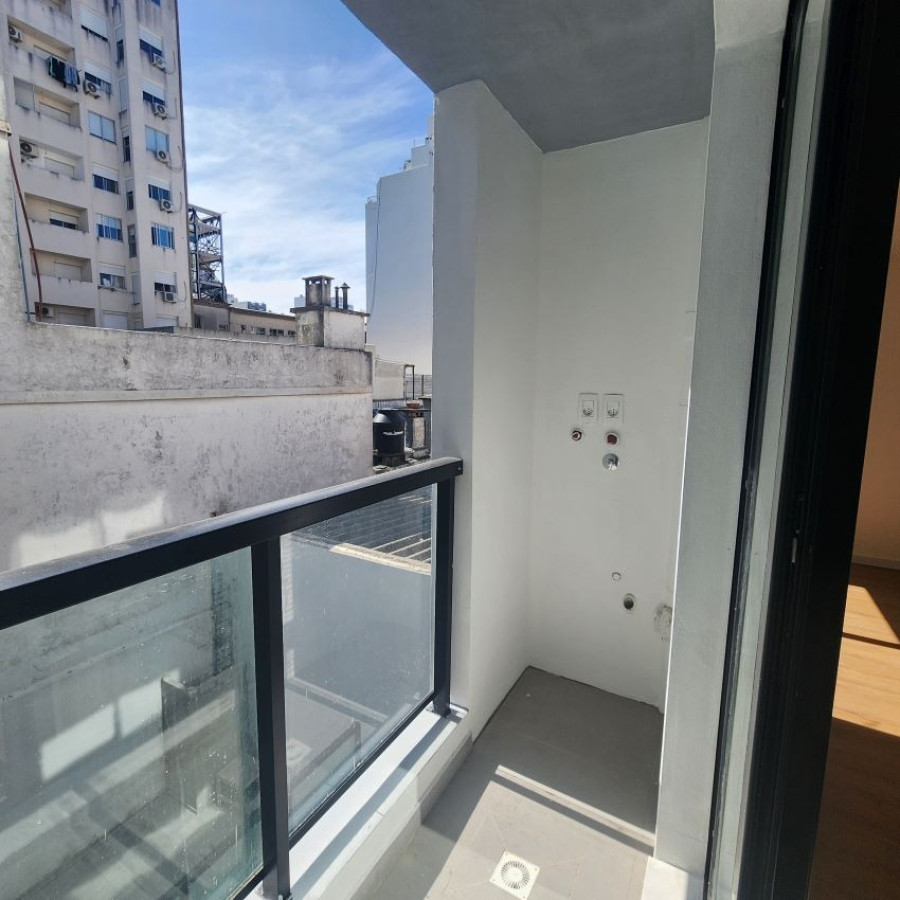 Apartamento ID.32 - Venta Apartamento Cordón Sur Con Renta, 1 Dormitorio A Estrenar.