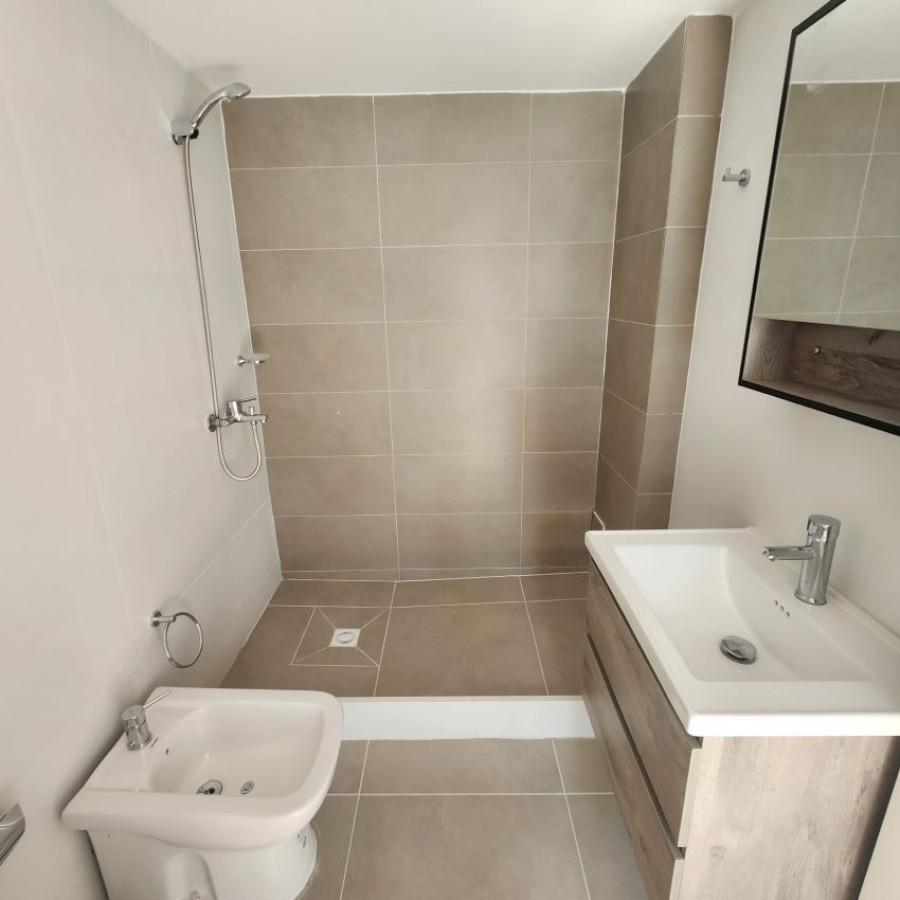 Apartamento ID.32 - Venta Apartamento Cordón Sur Con Renta, 1 Dormitorio A Estrenar.
