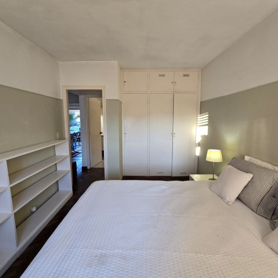 Apartamento ID.170 - Alquiler penthouse en Pocitos 2 dormitorio con garaje y amoblado.