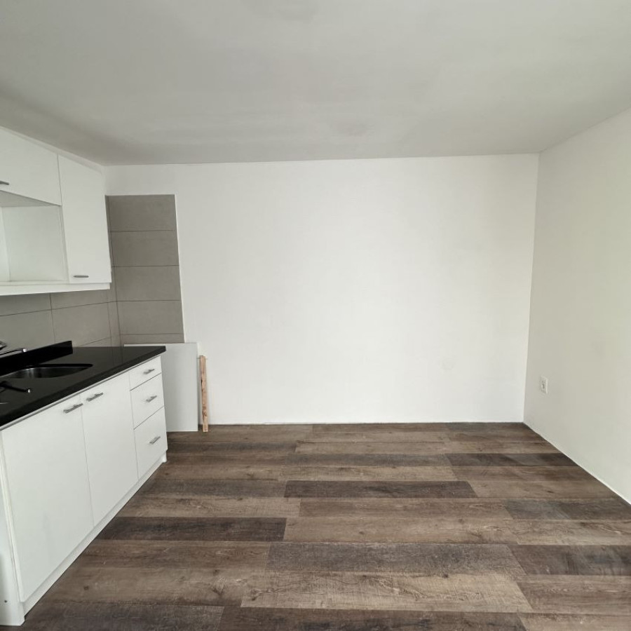 Apartamento ID.188 - Alquiler Apartamento 1 dormitorio a estrenar en Centro con bajos gastos comunes.