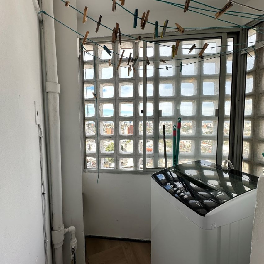 Apartamento ID.37 - Venta Apartamento Parque Batlle 2 Dormitorios Piso 15.