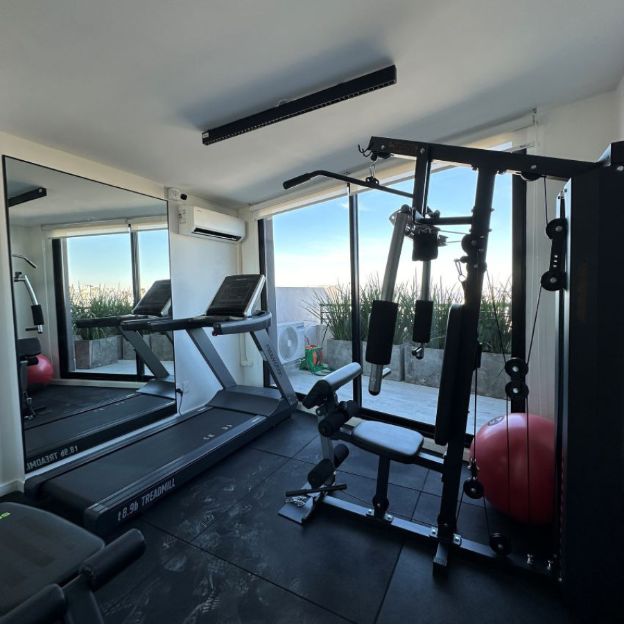 Apartamento ID.125 - Alquiler apartamento en Punta Carretas  Villa Biarritz 1 dormitorio con un año de uso.