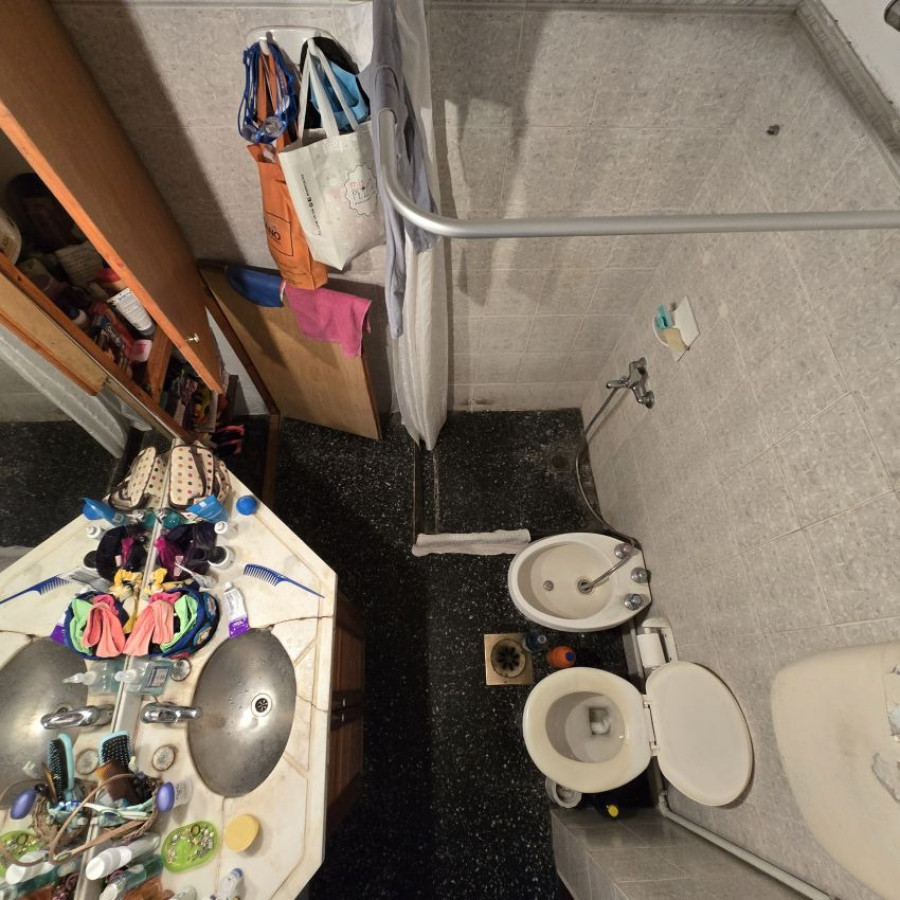 Apartamento ID.120 - Venta apartamento Centro 3 dormitorios, 2 baños y terraza al frente en piso 14.