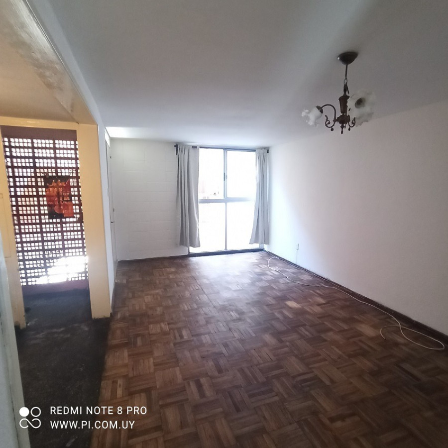 Apartamento ID.39 - Venta Apartamento Barrio Sur Con Renta Ideal Inversor 2 Dormitorios Y Bajos Gastos Comunes.