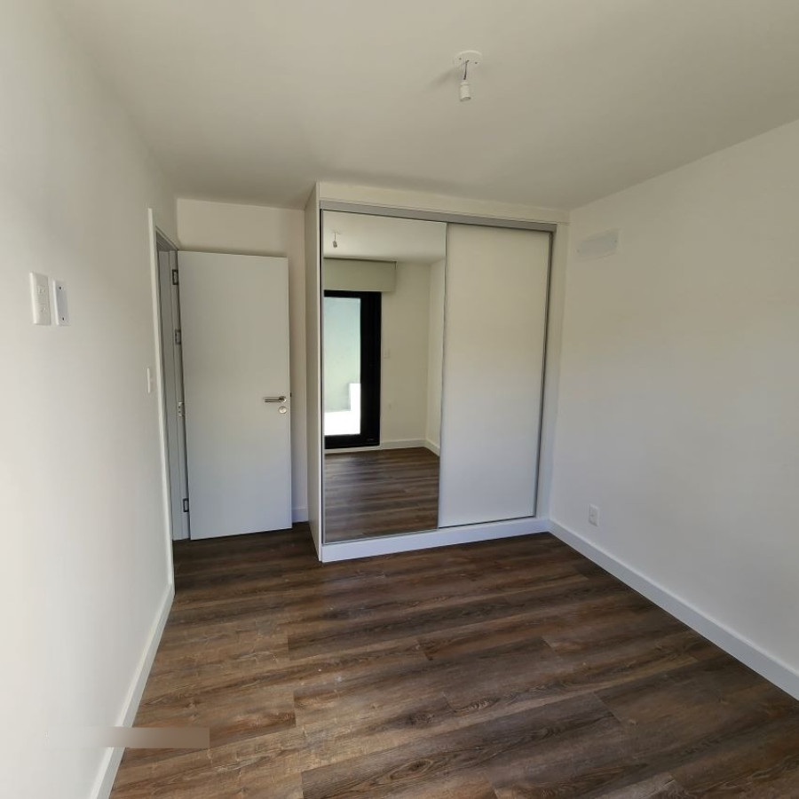 Apartamento ID.40 - Venta Apartamento A Estrenar En Malvín 1 Dormitorio Con Gran Patio De Uso Exclusivo.