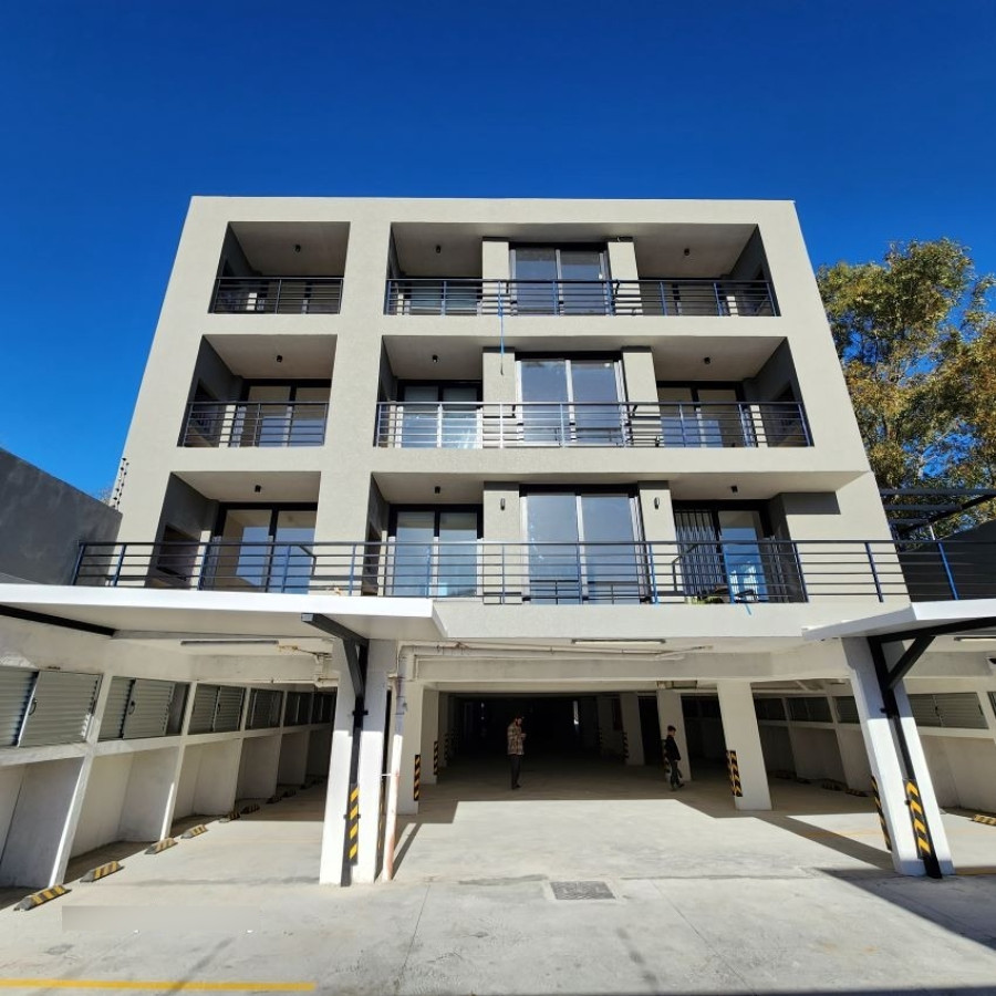 Apartamento ID.40 - Venta Apartamento A Estrenar En Malvín 1 Dormitorio Con Gran Patio De Uso Exclusivo.