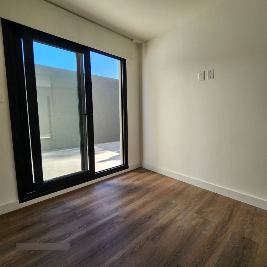 Apartamento ID.40 - Venta Apartamento A Estrenar En Malvín 1 Dormitorio Con Gran Patio De Uso Exclusivo.