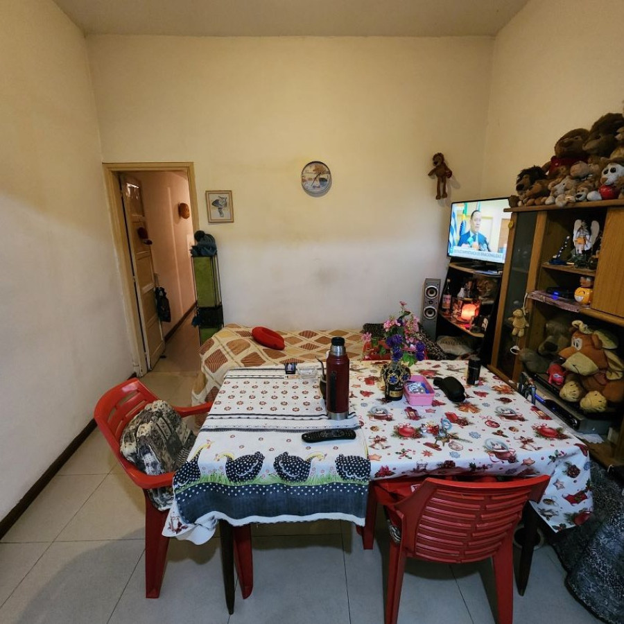 Apartamento ID.4 - Venta Apartamento La Blanqueada 2 Dormitorios Con Renta.