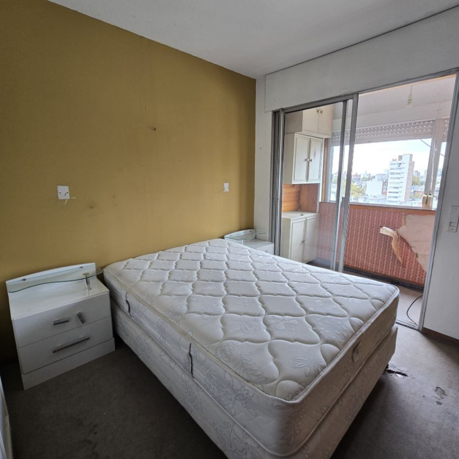 Apartamento ID.190 - Venta apartamento, 1 dormitorio con cochera, Tres Cruces