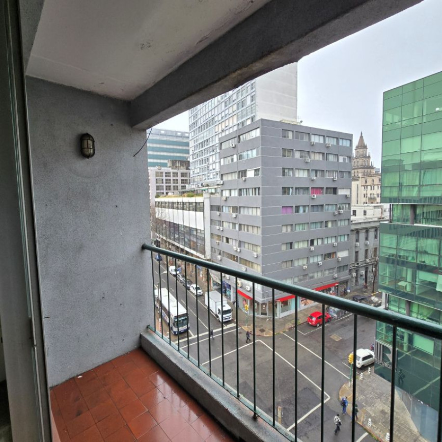 Apartamento ID.222 - Venta apartamento, 3 dormitorios, 2 baños, Cordon.