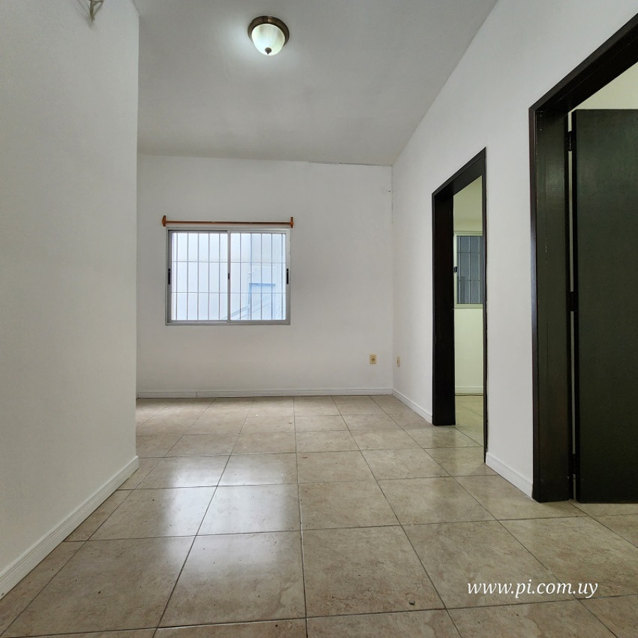 Apartamento ID.53 - Alquiler apartamento en Mercado Modelo 2 dormitorios.