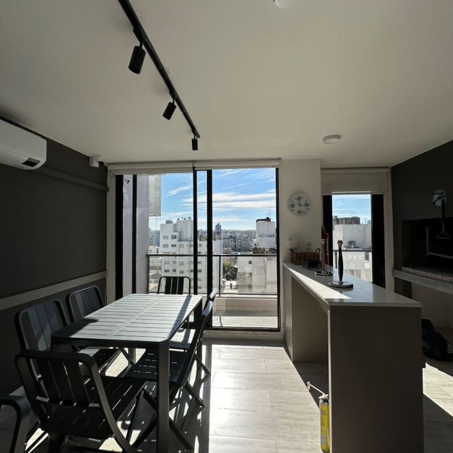 Apartamento ID.125 - Alquiler apartamento en Punta Carretas  Villa Biarritz 1 dormitorio con un año de uso.