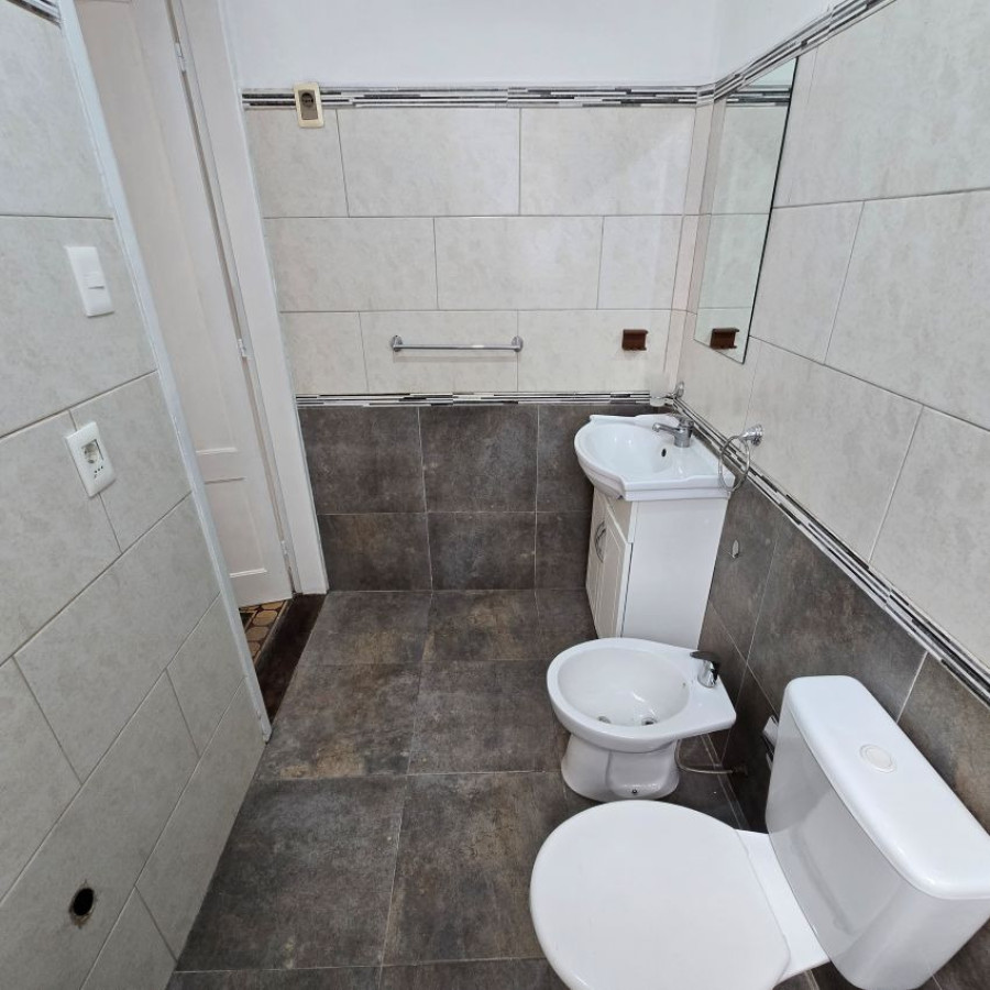 Apartamento ID.140 - Alquiler apartamento en Cordón Norte 2 dormitorios.