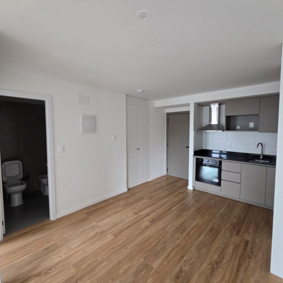 Apartamento ID.182 - Venta apartamento a estrenar Cordón Sur 1 dormitorio al frente.