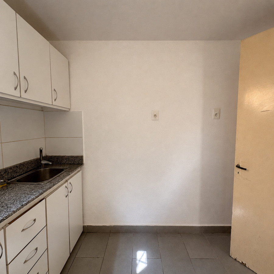 Apartamento ID.237 - Alquiler apartamento, 2 dormitorios y patio, Brazo Oriental.