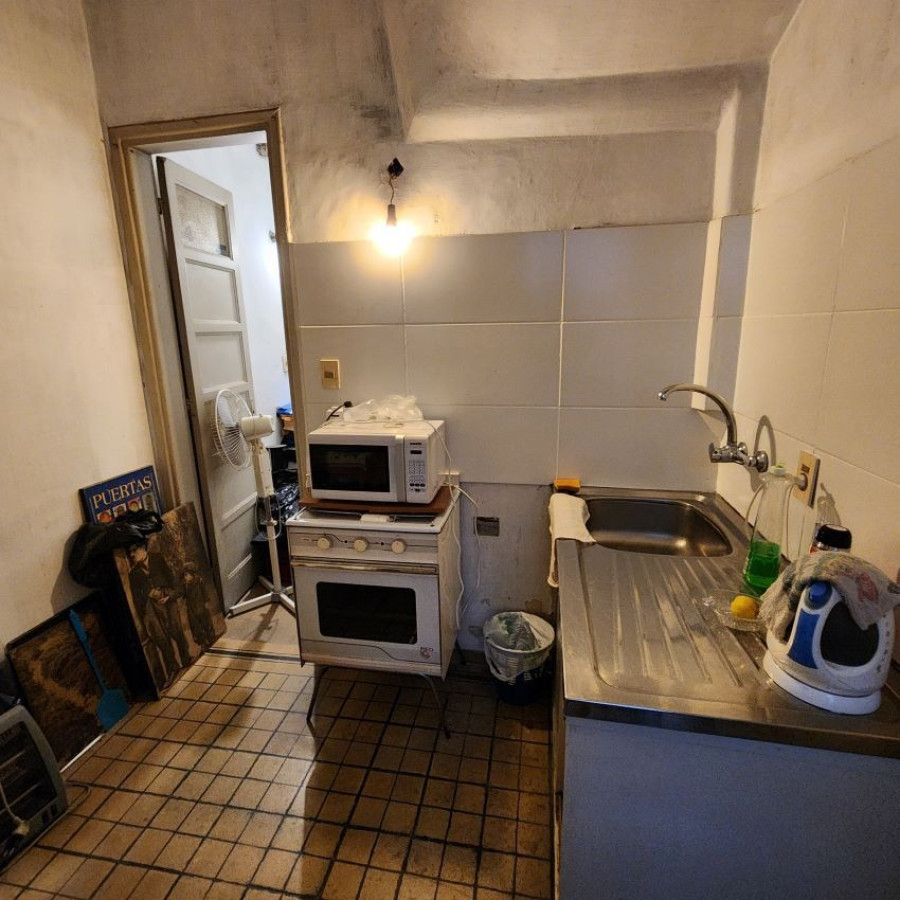 Apartamento ID.5 - Venta Apartamento, Tres Cruces, 2 Dormitorios, Baño, Toilette, Patio. Entrega Más Saldo.